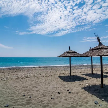 Floor Spacious With Sea Views In Costalita דירה *